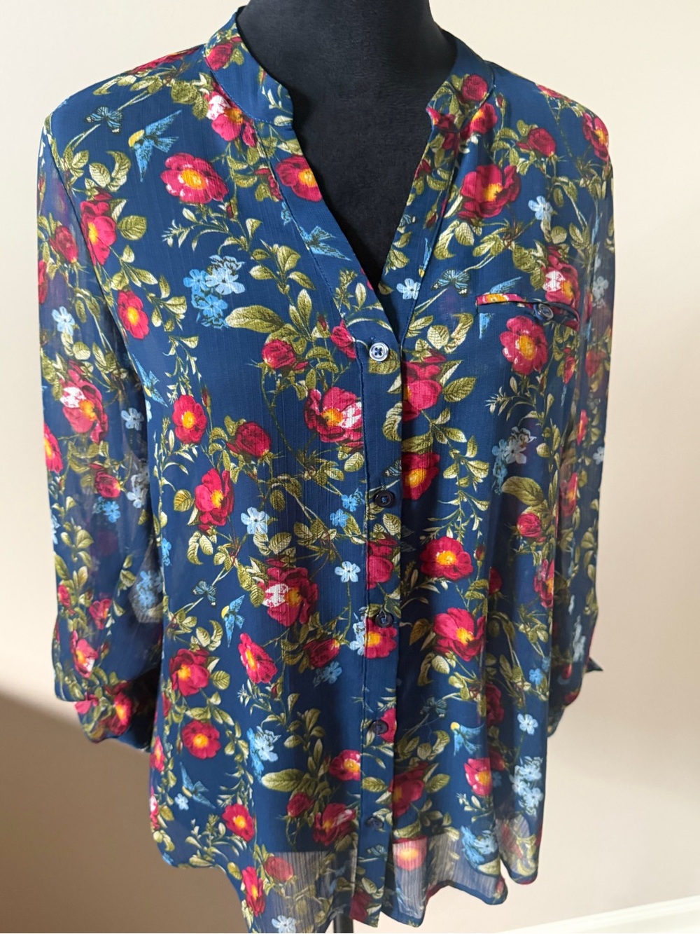 Kut from the Kloth Navy Floral Button SemiSheer Blouse w/ Pink & Blue Flowers MD